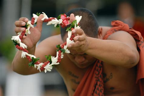 The Role of Lono in Traditional Hawaiian Medicine